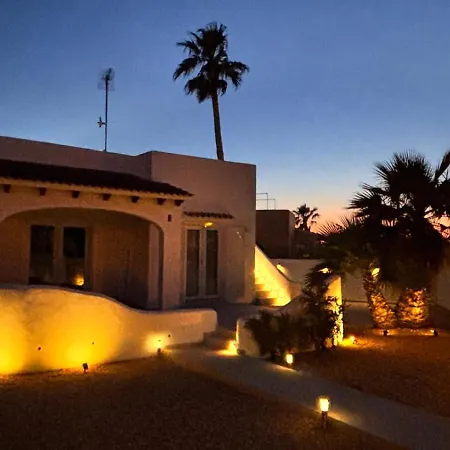 Casa Menorquina Son Moix * ثيوداديلا